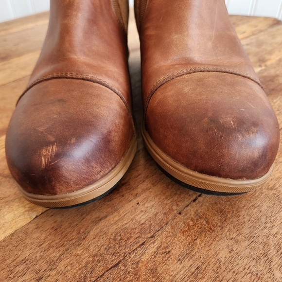 SOREL Evie Tan Waterproof Pull On Suede Leather Wedge Ankle Booties 9 - Picture 6 of 11